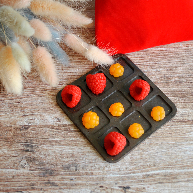 Крестики нолики "Малина, морошка"