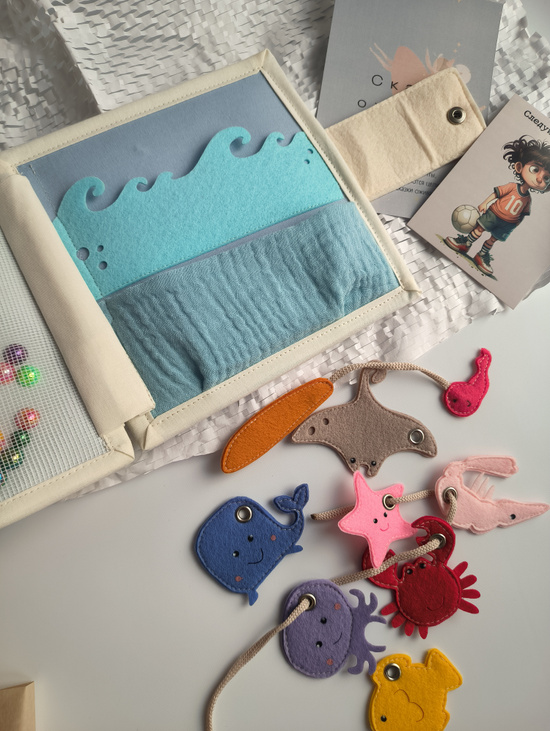 Книжка-игрушка Котик