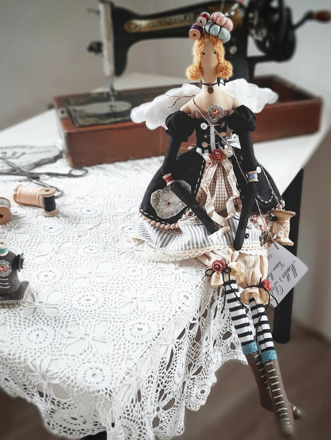 Интерьерная кукла "Швейный ангел" - фотография товара