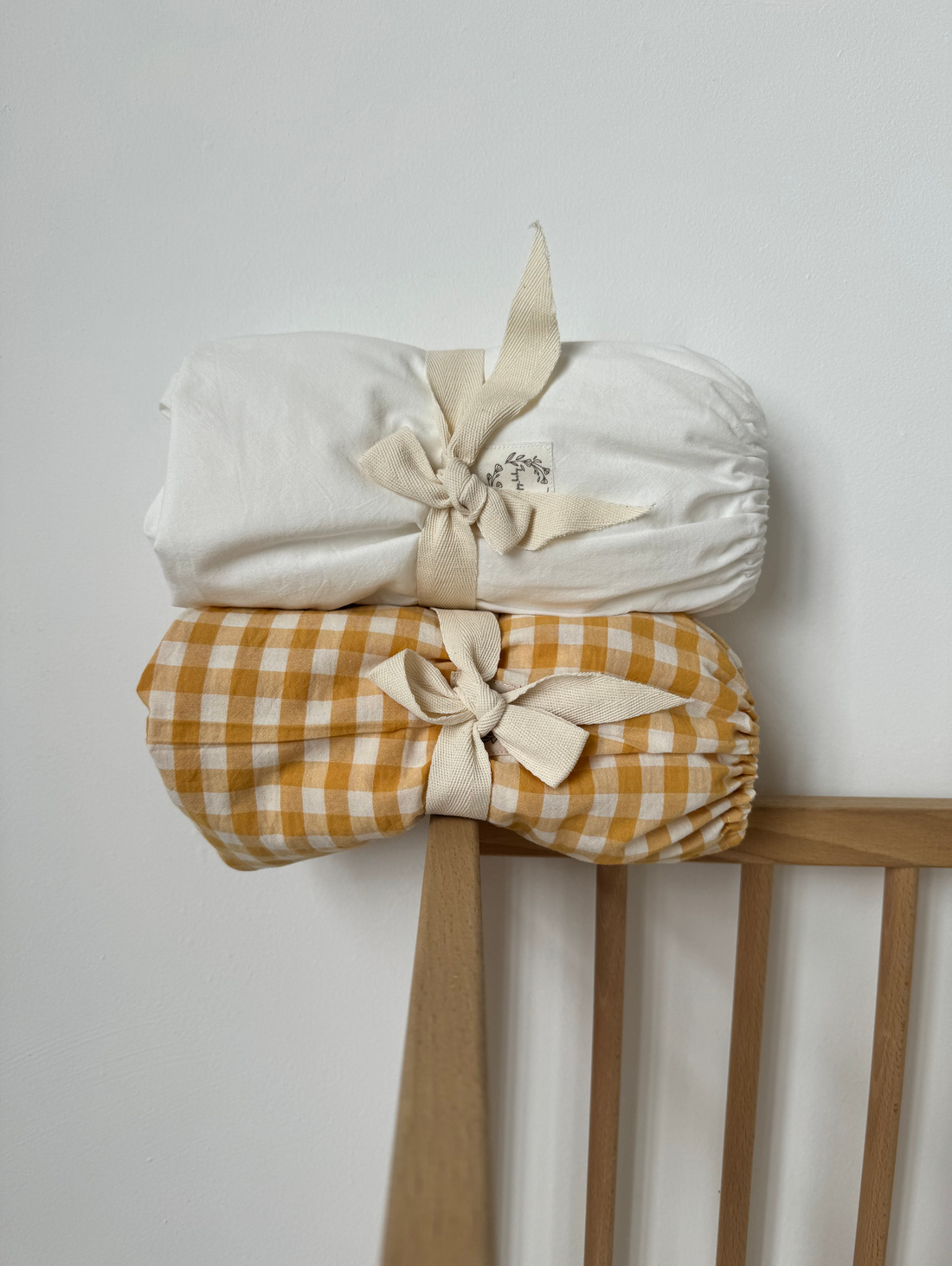 Комплект простыней на резинке "Sun" - фотография товара