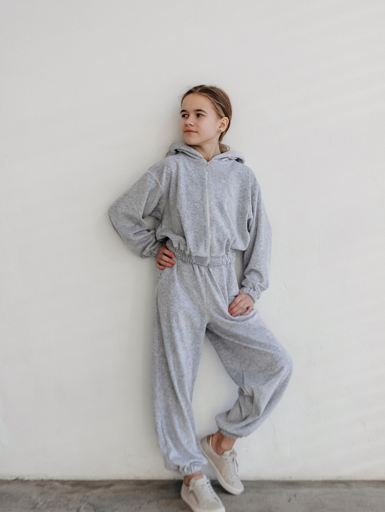 Велюровый костюм для девочки "Гимнастка"