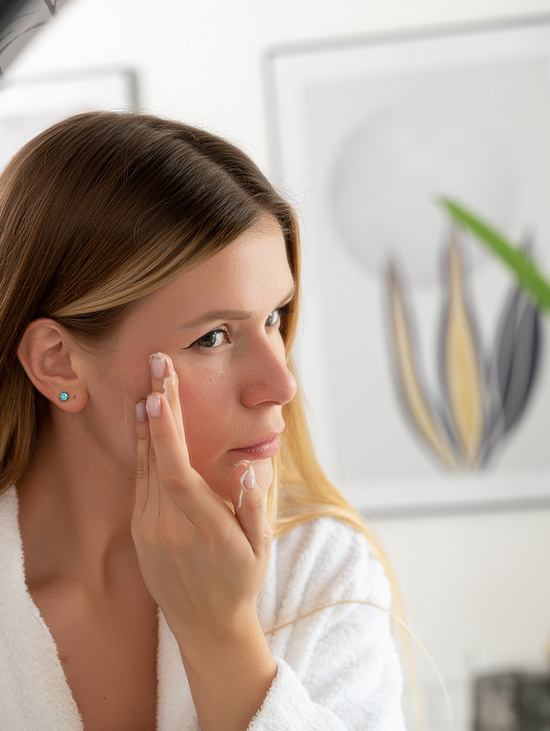 Антивозрастная сыворотка для лица от мимических морщин