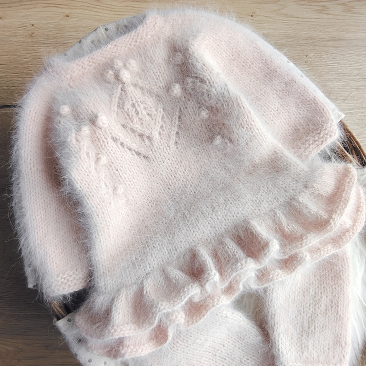 Детский комбинезон для новорожденной девочки