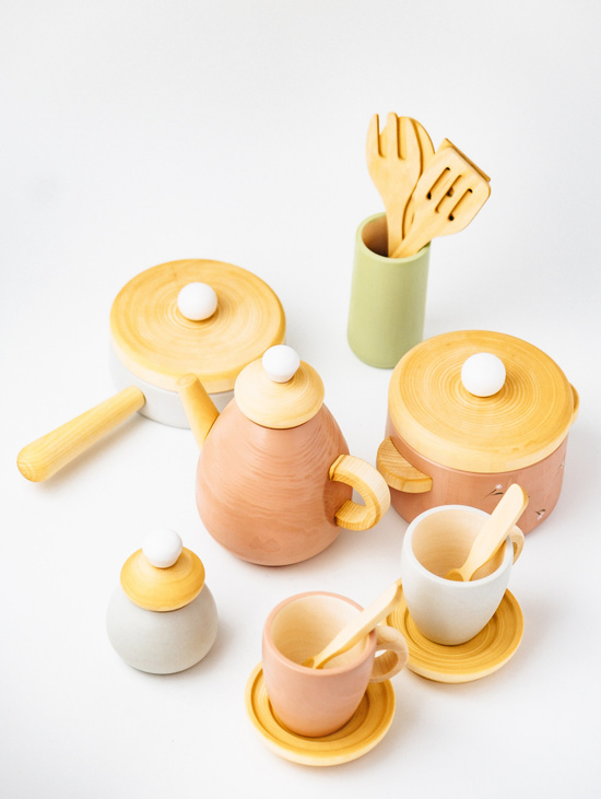 Чайный набор детской деревянной посудки "Розовый"