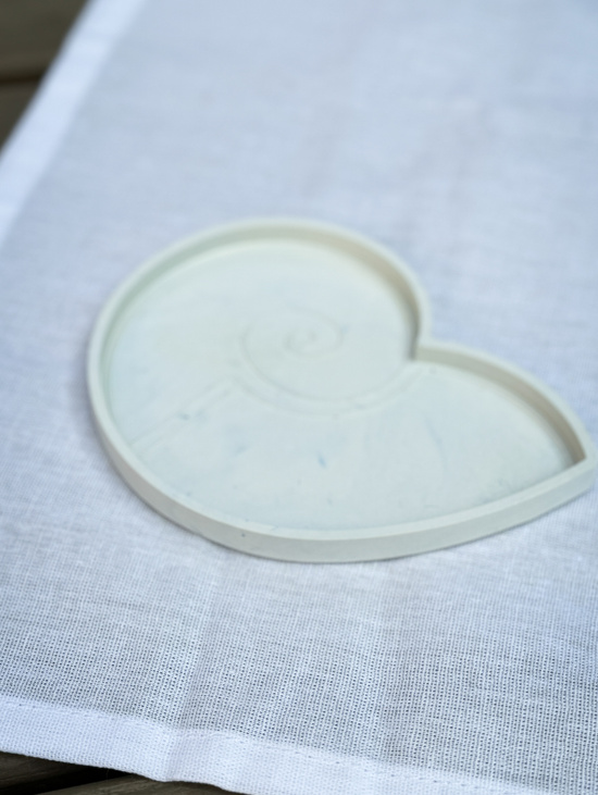 Поднос в виде ракушки