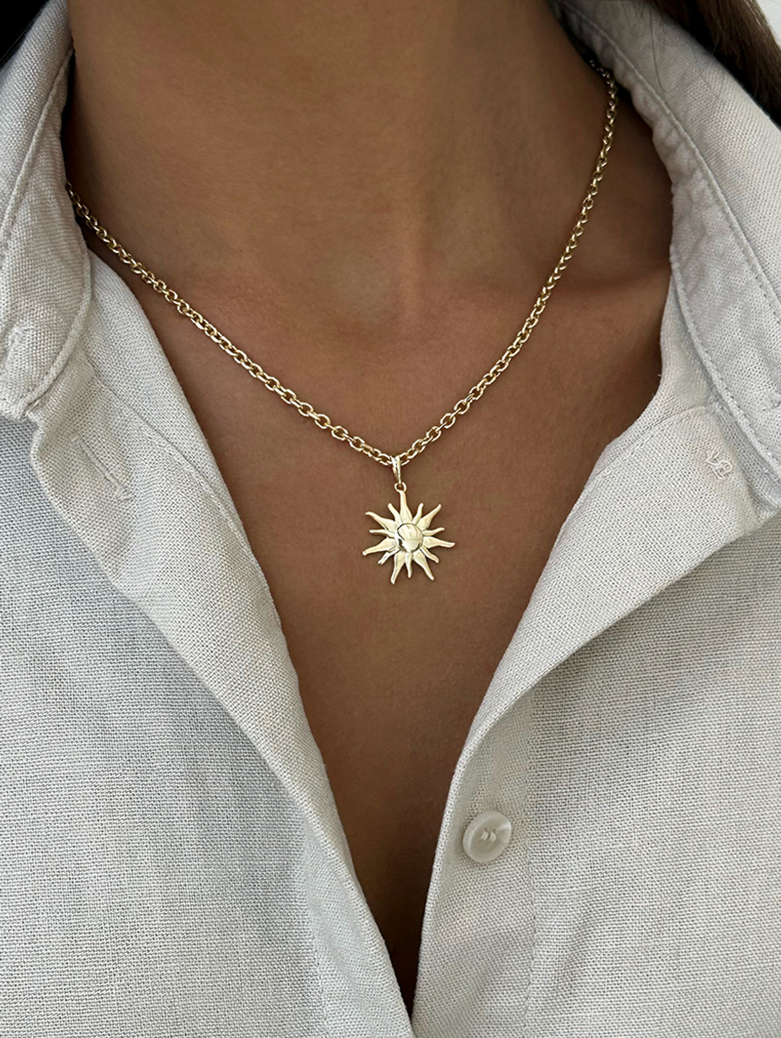 Цепь с подвеской Солнце золотистая - фотография товара