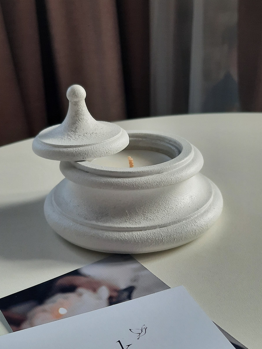 Свеча в шкатулке с парфюмированным ароматом по мотивам Tom Ford "LOST CHERRY" - фотография товара