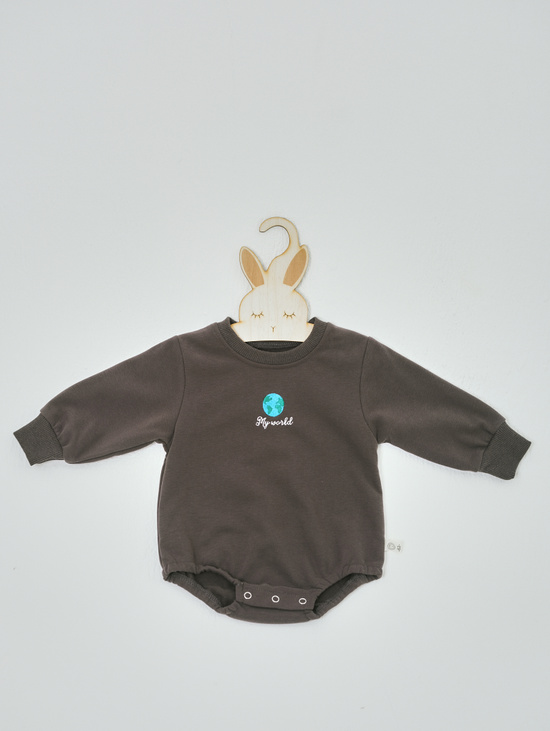 Боди "My world" оверсайз для малыша Kristoms, гольфы в подарок