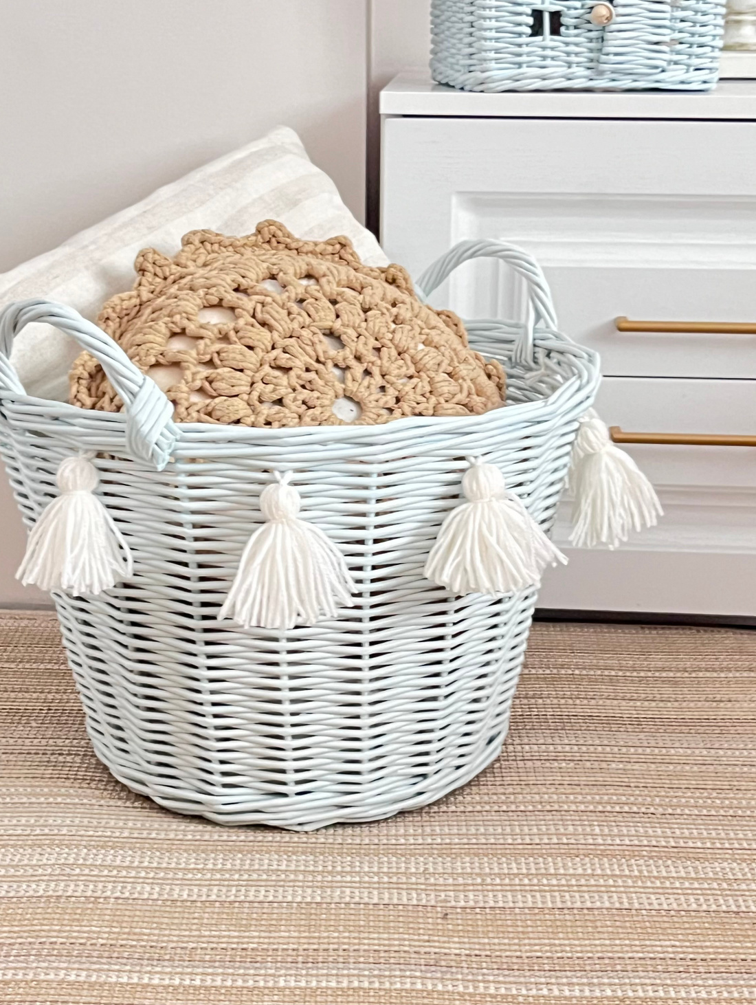 Корзина в бохо стиле - фотография товара