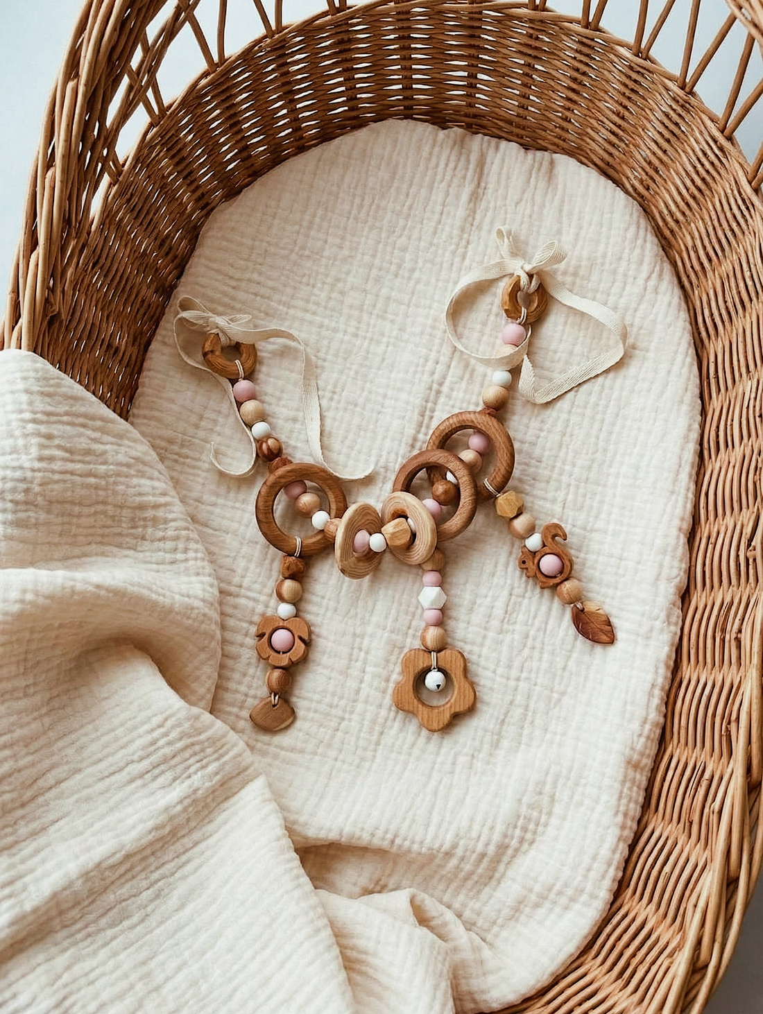 Растяжка в коляску, автокресло, кроватку - фотография товара