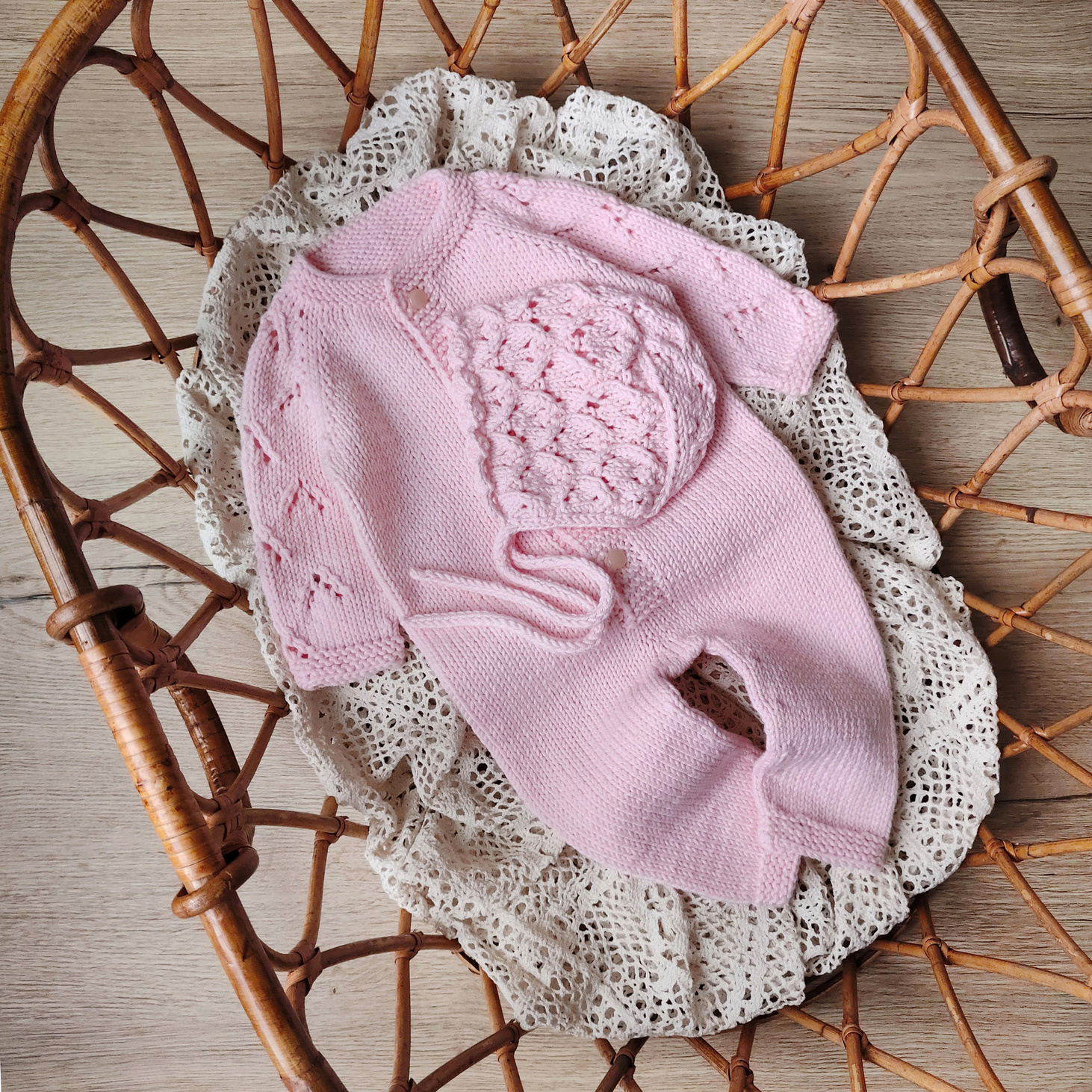 Комбинезон для девочки и чепчик для новорожденных - фотография товара