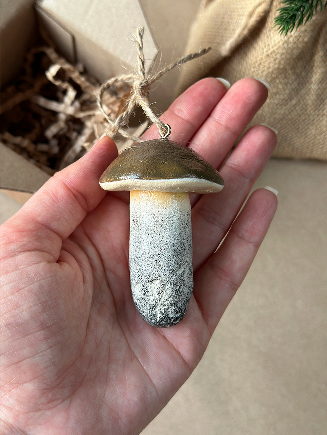 Ёлочная игрушка Гриб подберезовик большой - фотография товара