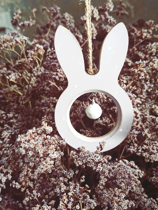 Весенний подвесной декор "Ушки"