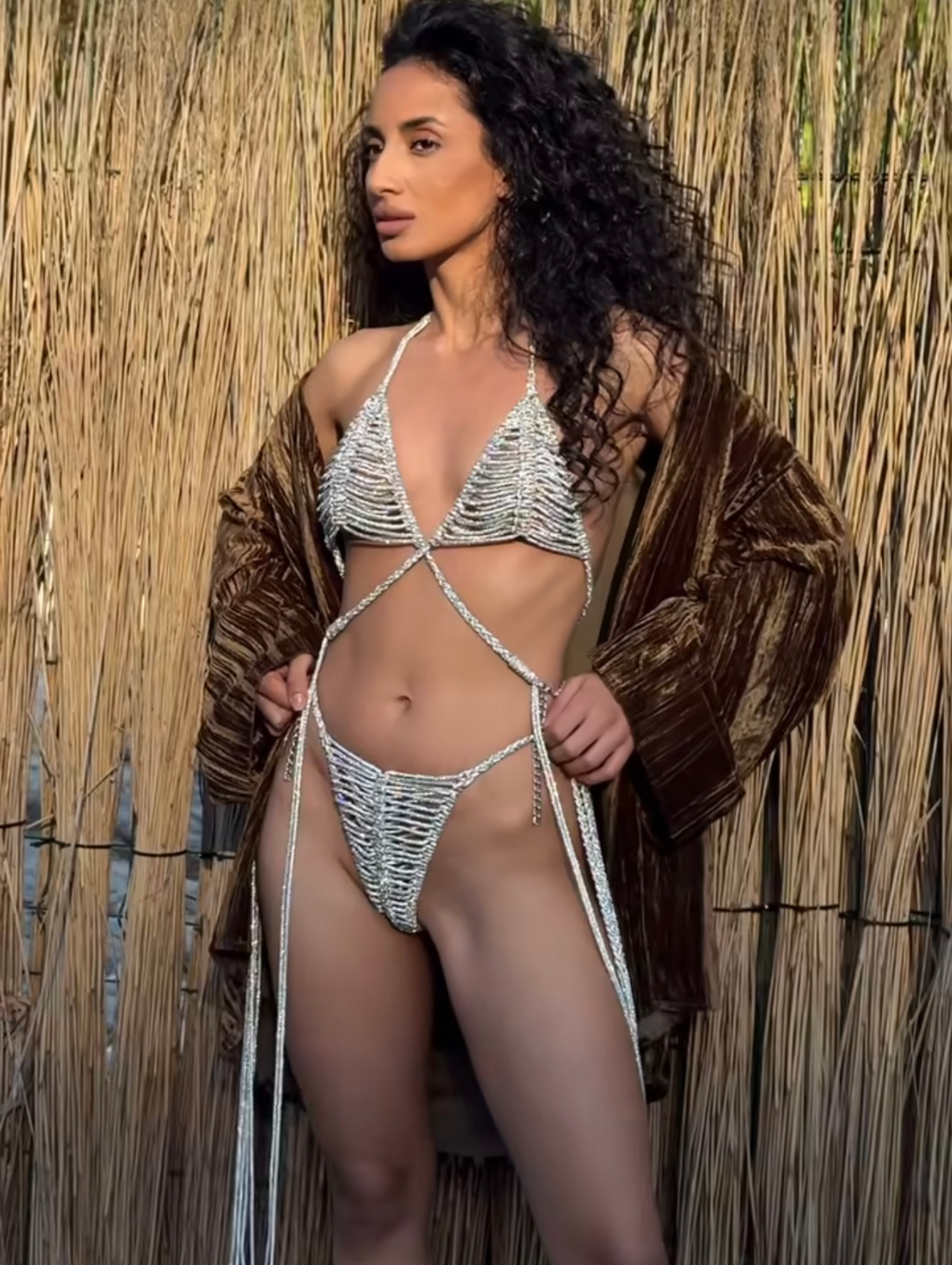 Сверкающий макраме купальник - фотография товара