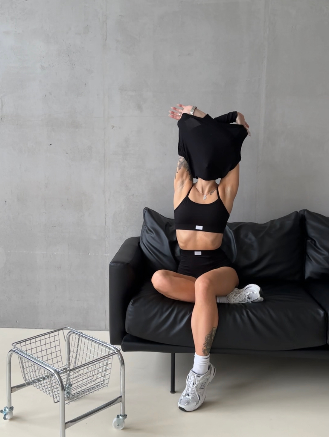 Топ + боксеры черного цвета - фотография товара