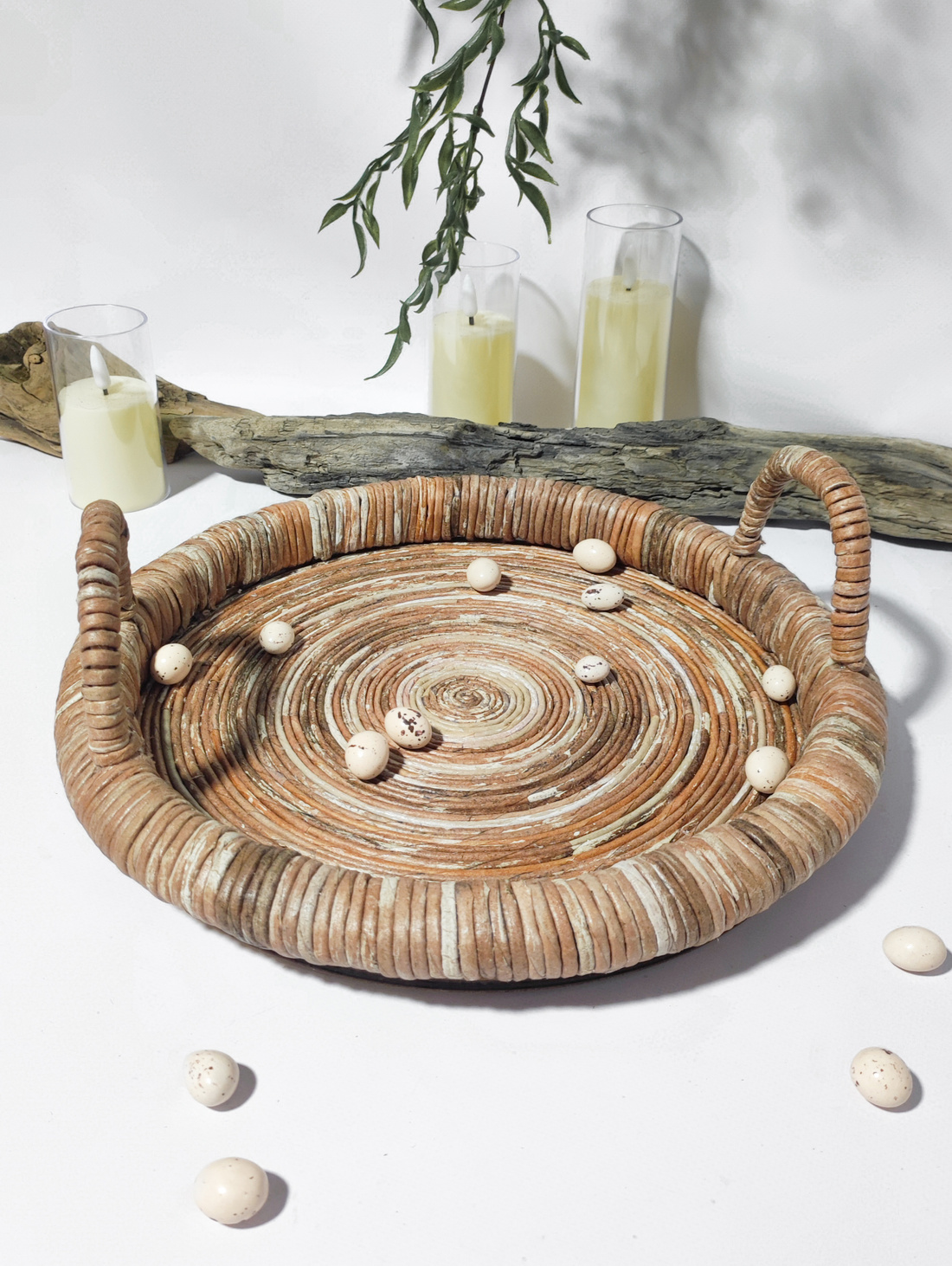 Плетеный поднос - фотография товара