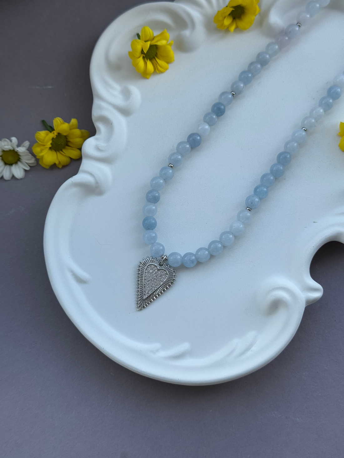 Колье из голубого опала с сердцем - фотография товара