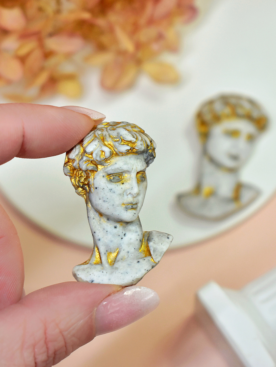 Брошь "Давид" ручной работы - фотография товара