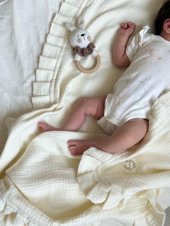 Муслиновый плед с рюшей "Сливочный"