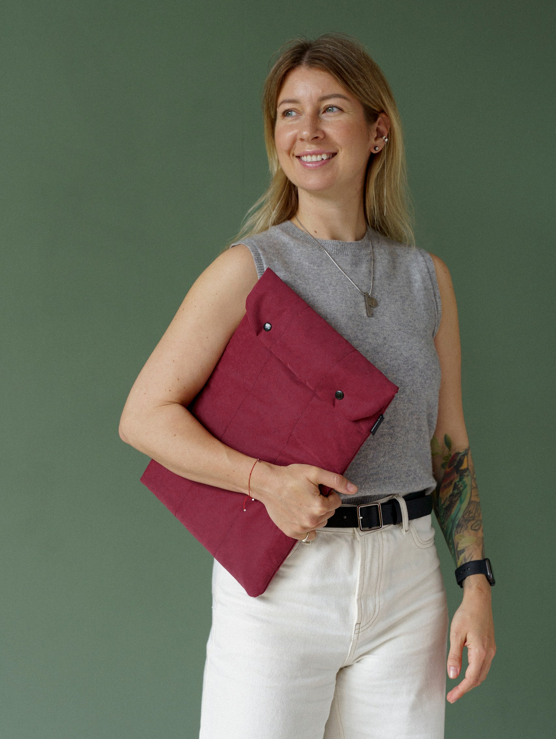 Чехол для MacBook 15/16, сливовый - фотография товара