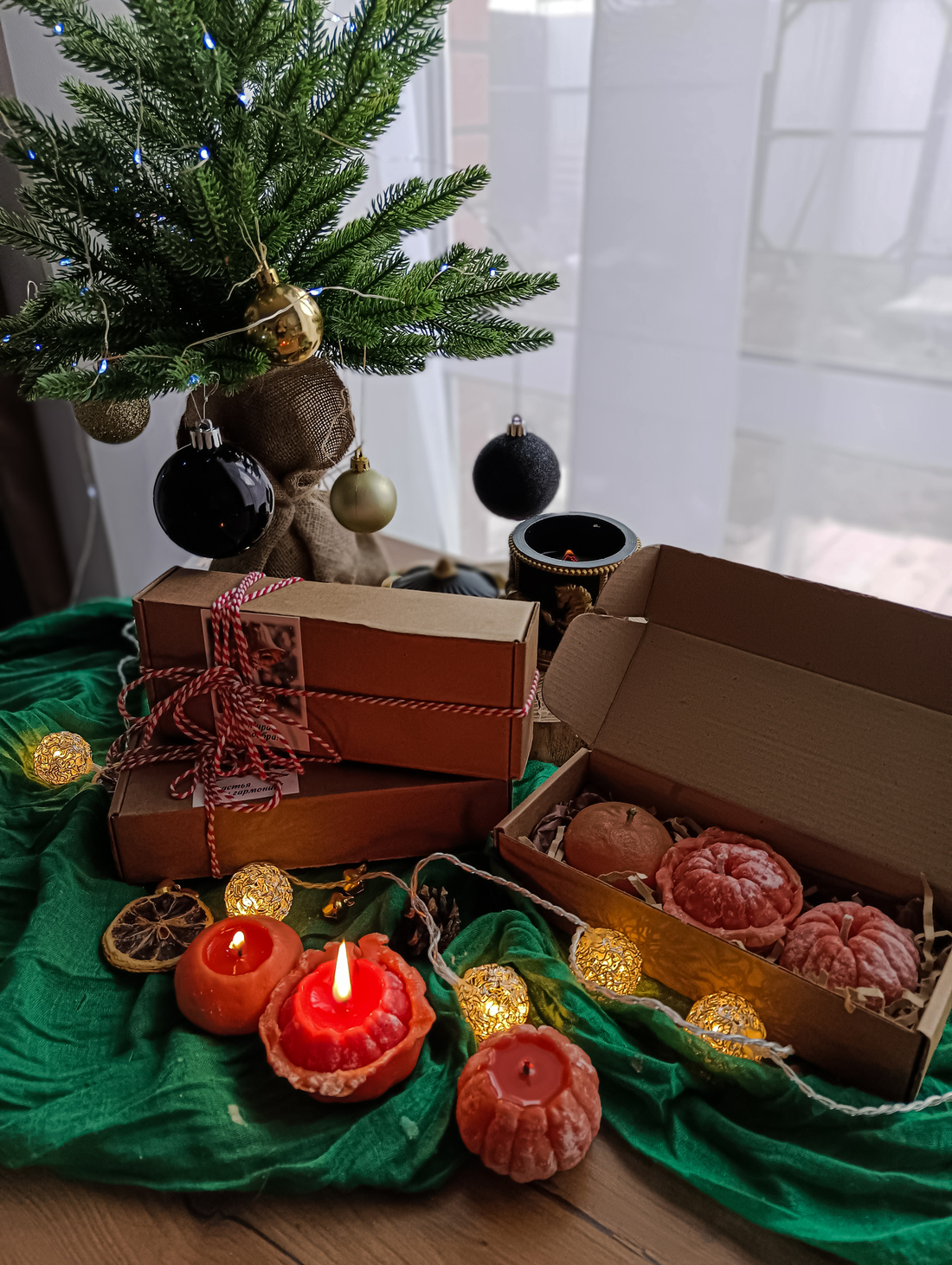 Новогодний набор свечей "Реалистичные мандарины" - фотография товара