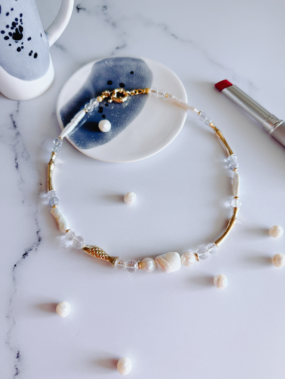 Чокер из жемчуга и хрусталя «Сирена» - фотография товара