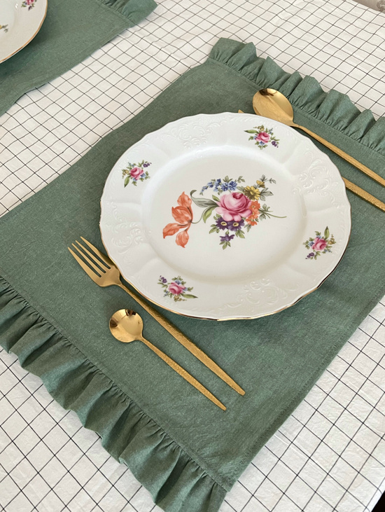 Сервировочные салфетки с оборками