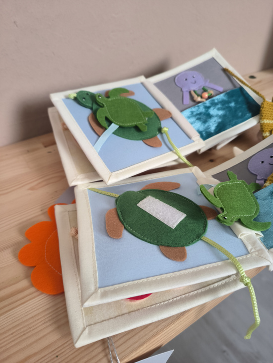 Мини книжка Котик