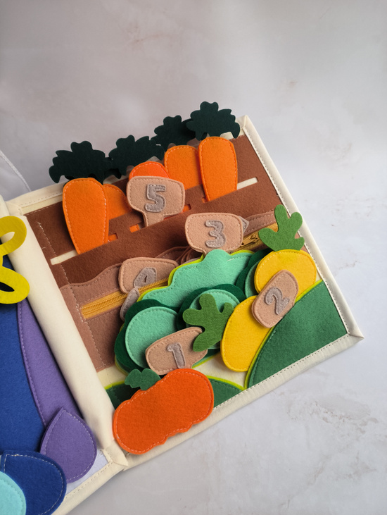 Книжка Игрушка "Олененок"