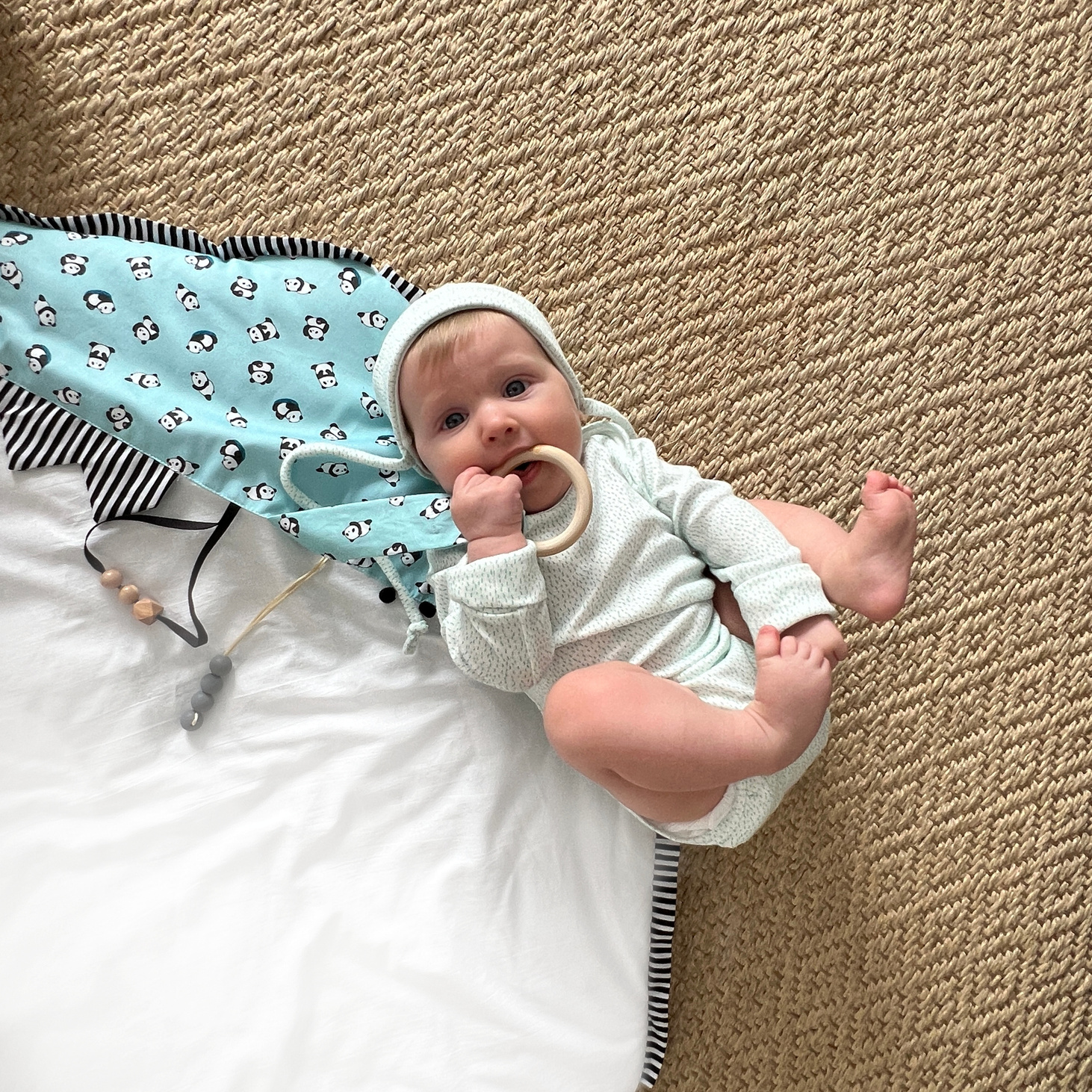 Монтессори коврик SIMPLE  для малышей "Ментоловые Панды" - фотография товара