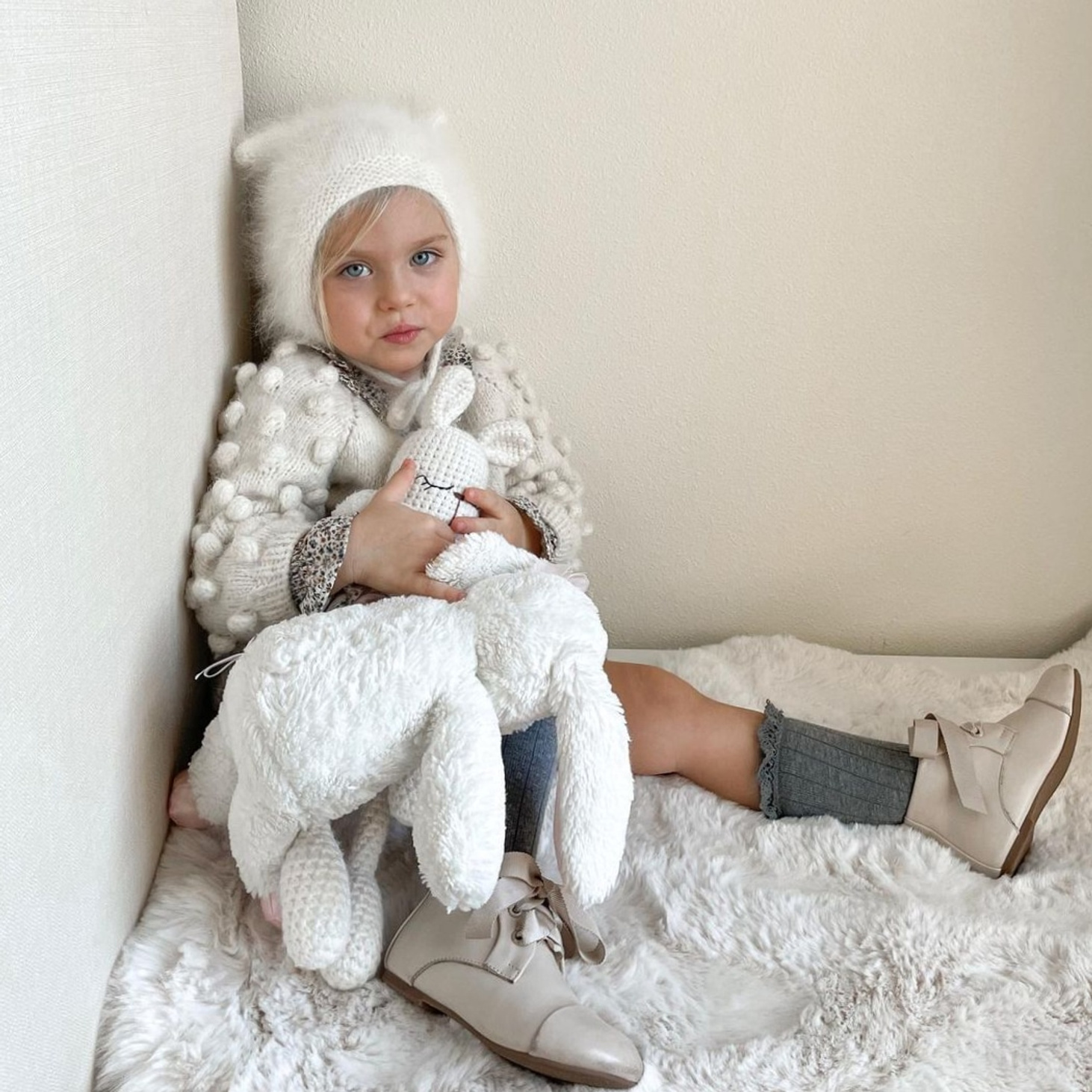 Шапка детская вязаная - фотография товара