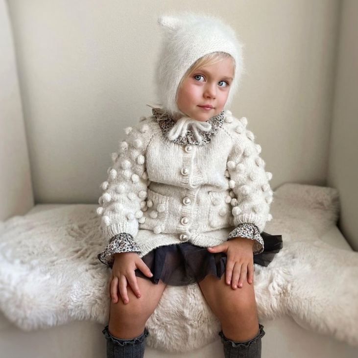 Шапка детская вязаная