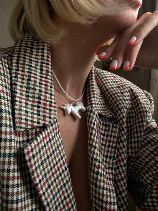 Колье с кулоном "Единорог"