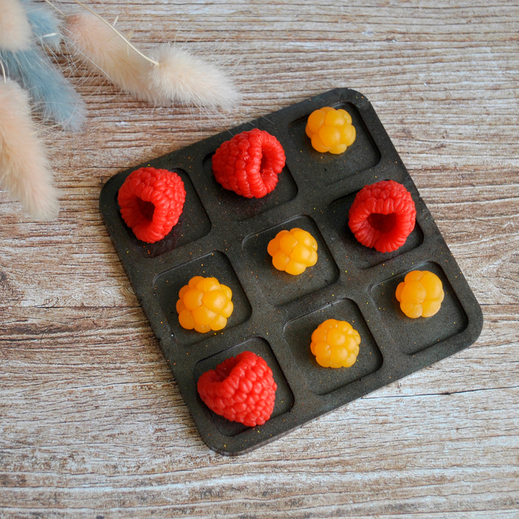 Крестики нолики "Малина, морошка"