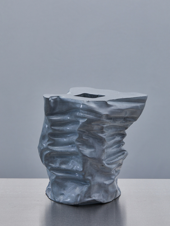 Ваза "Wavy Vase" Графит