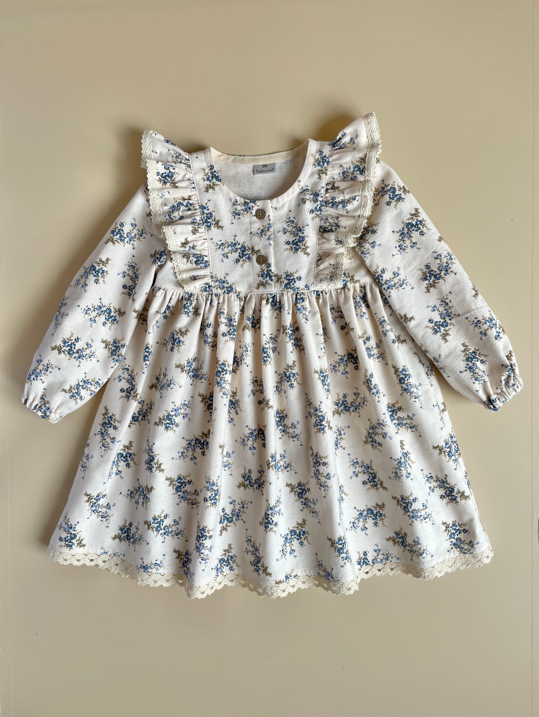 Платье из фланели с синими цветочками - фотография товара