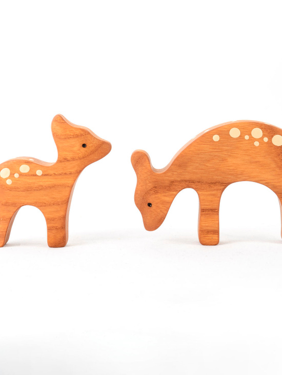 Набор деревянных игрушек "Олениха с олененком"