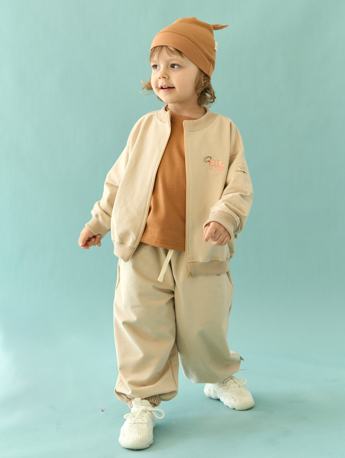 Бомбер и джоггеры футер с велюр эффектом, Песок - фотография товара