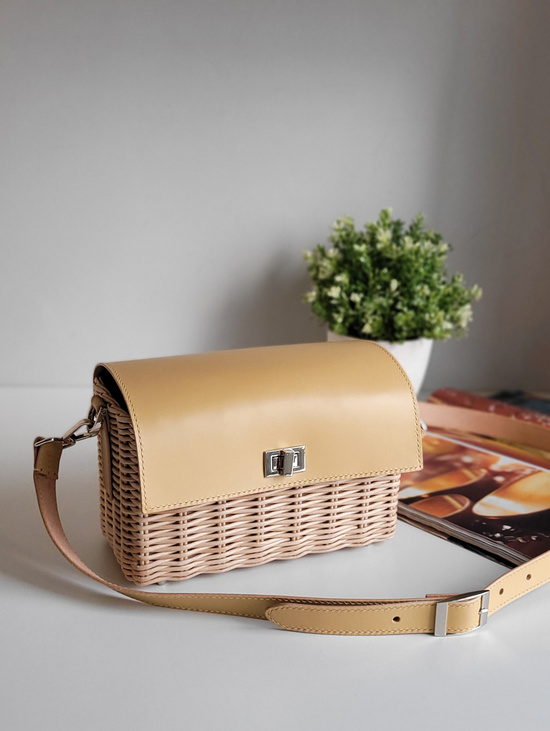 Сумка плетеная кросс-боди "Келли"