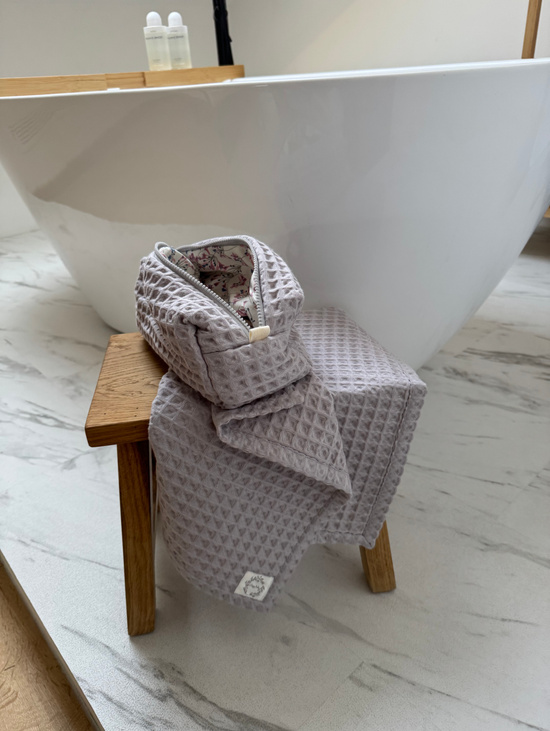 Вафельная косметичка “Lilac”