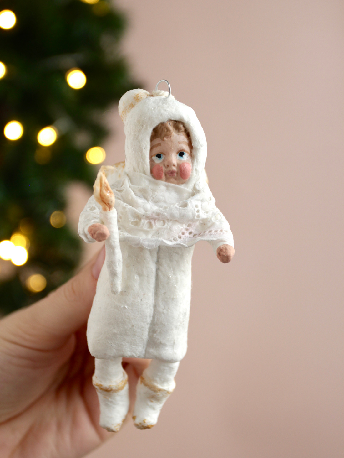 Ватная ёлочная игрушка "Ангел со свечой" - фотография товара