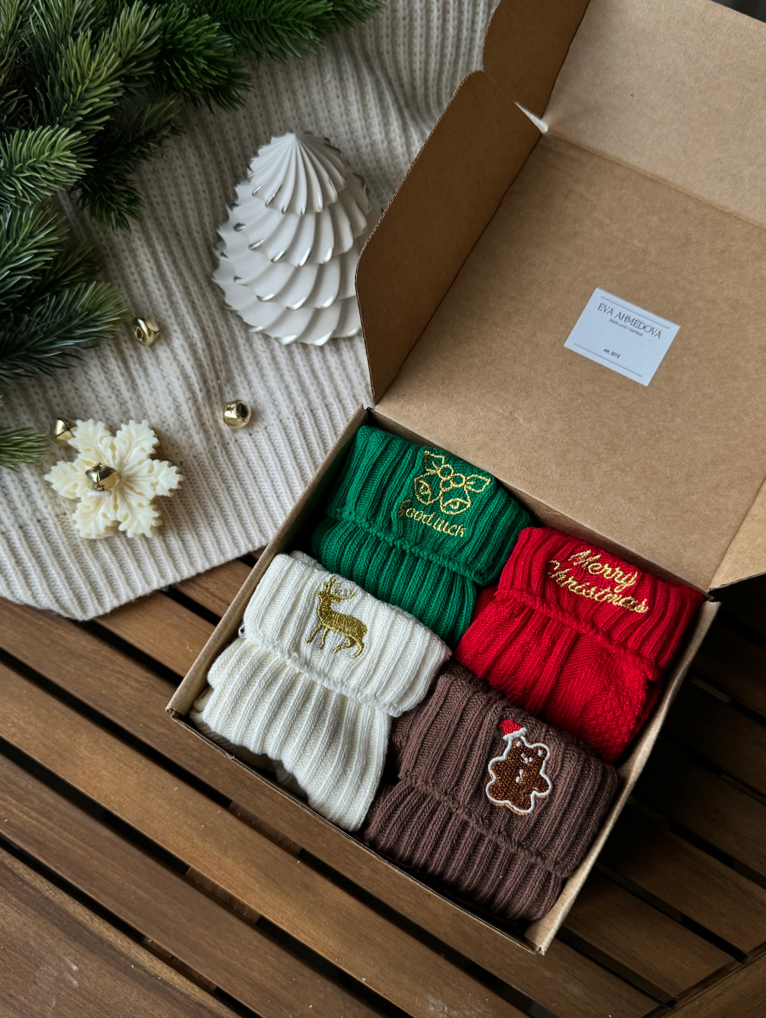 Уютные теплые носки с Новогодним принтом из чесаного хлопка - фотография товара