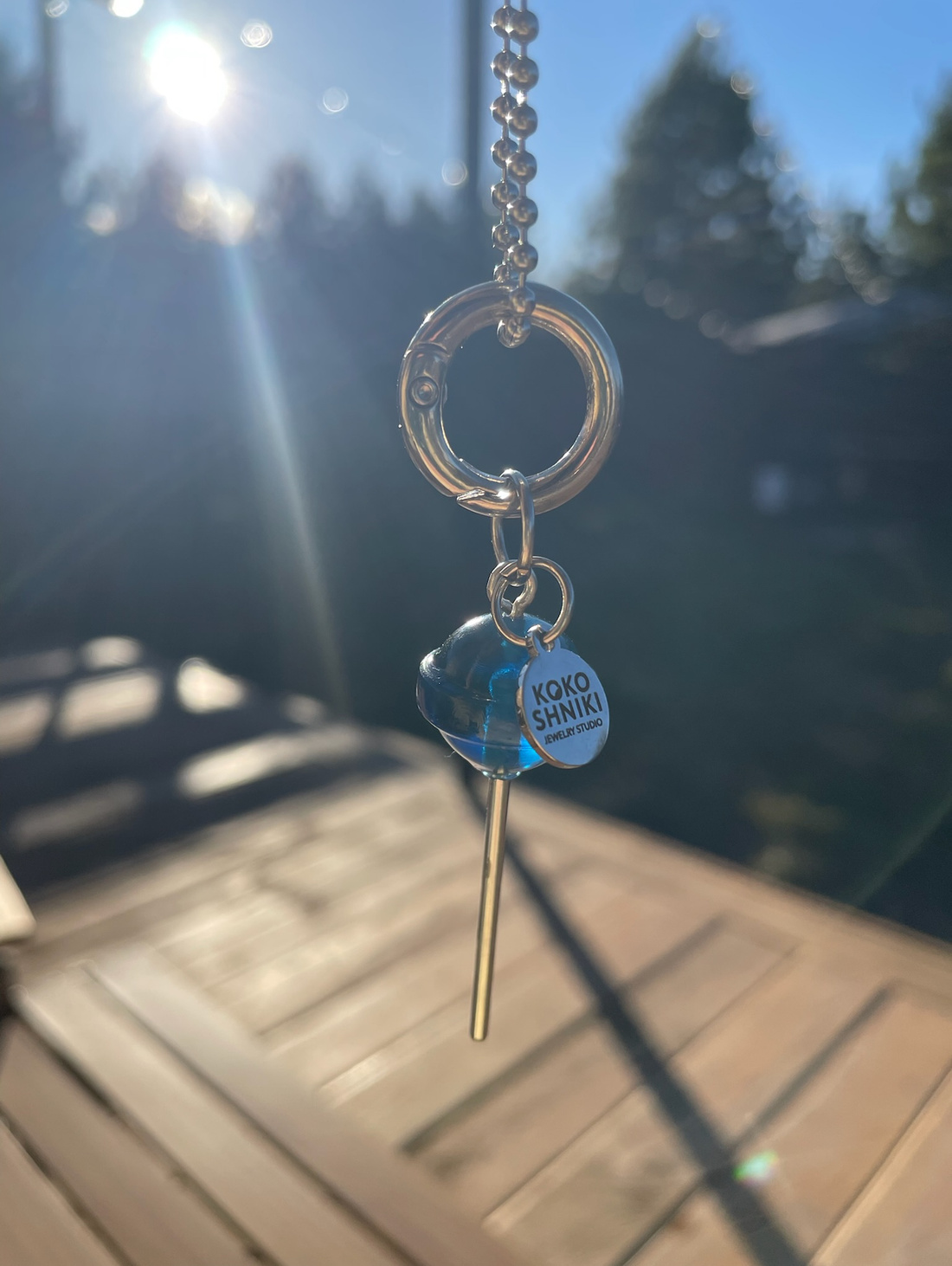 Колье «Чупа-чупс» синий - фотография товара