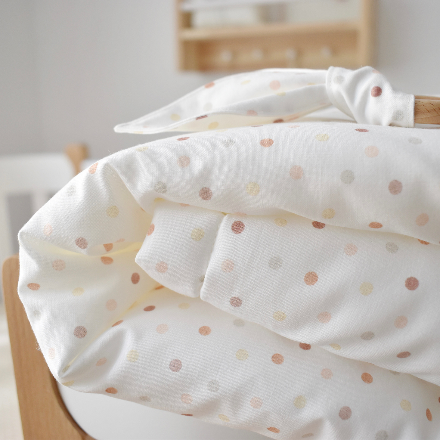 Детское одеяло "Точки" - фотография товара