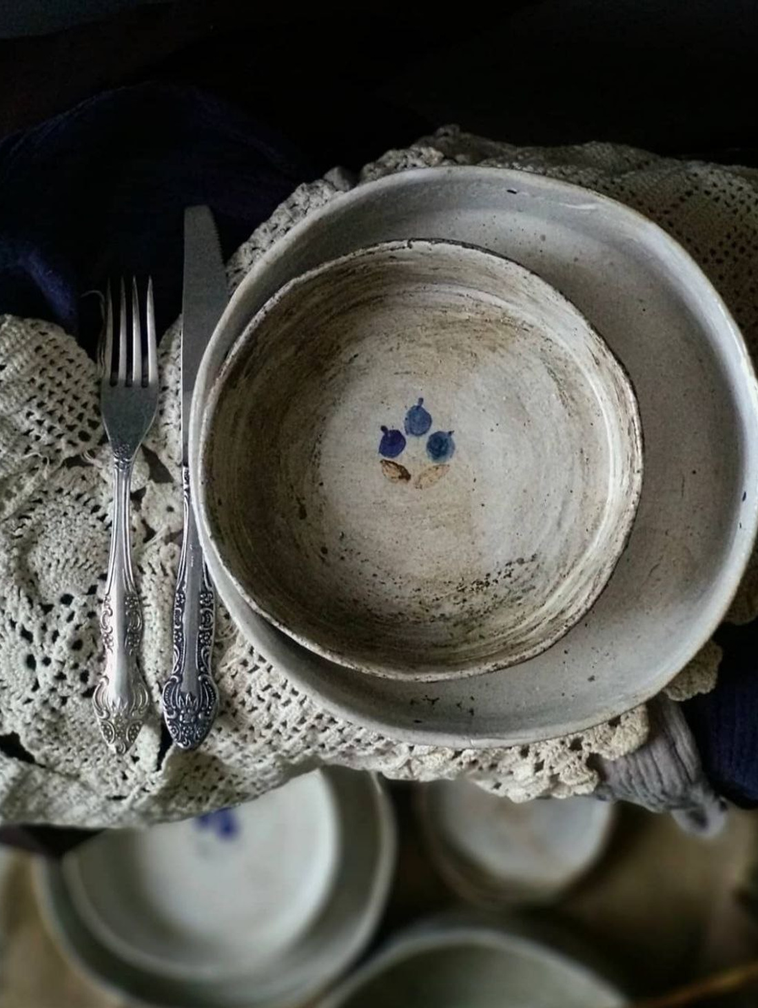 Салатник из шамота «Черника», 150мм - фотография товара