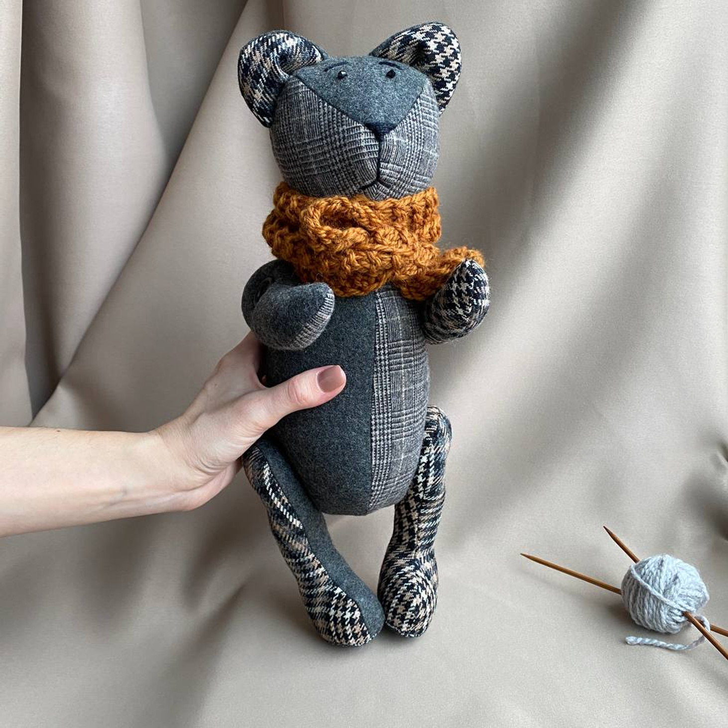 Медведь "Рыжий Шарфик" - фотография товара