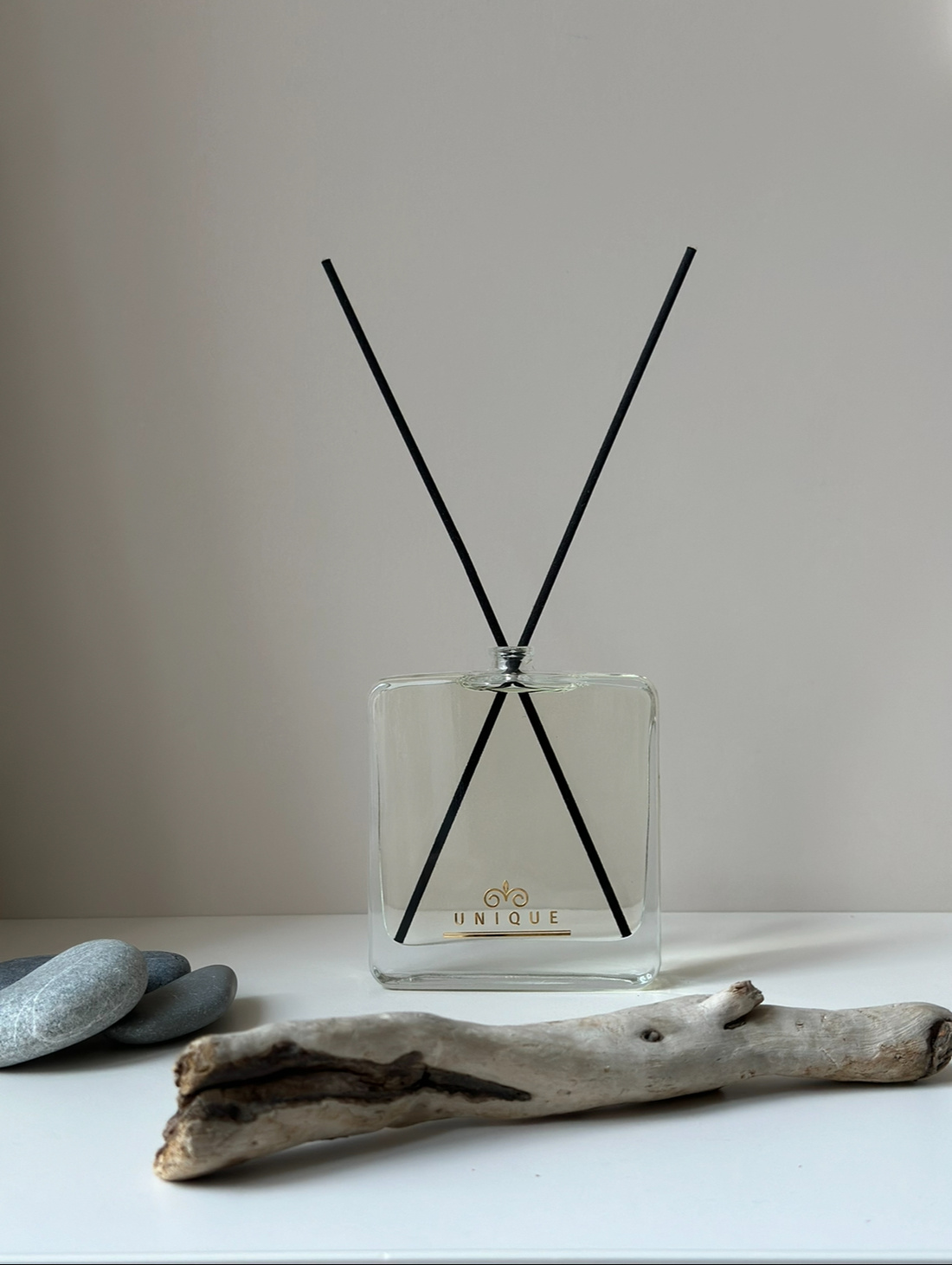 Аромадиффузор UNIQUE Амбра и дрифтвуд - фотография товара