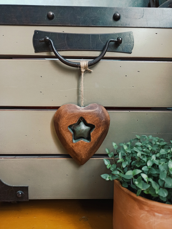 Декор подвесной "Сердечко большое со звездочкой".