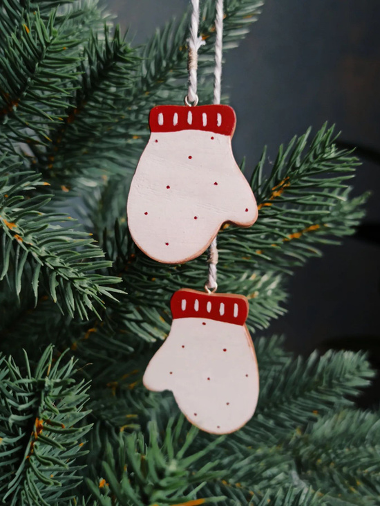 Елочная игрушка "Варежки"