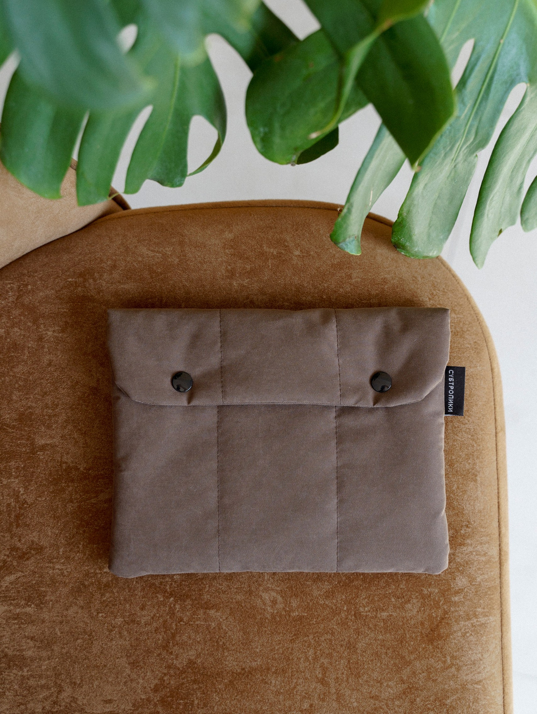 Чехол для iPad, древесный - фотография товара